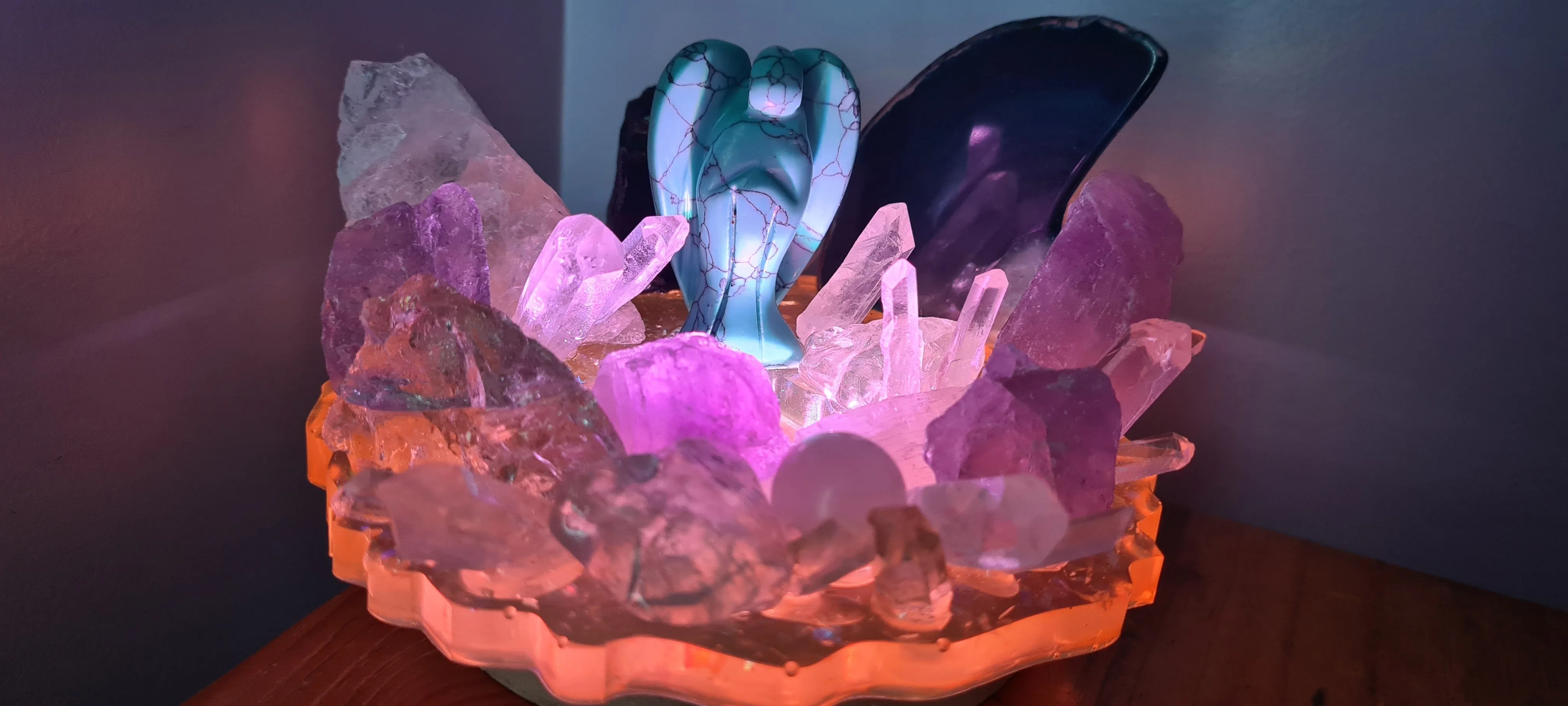 CRYSTAL WONDER