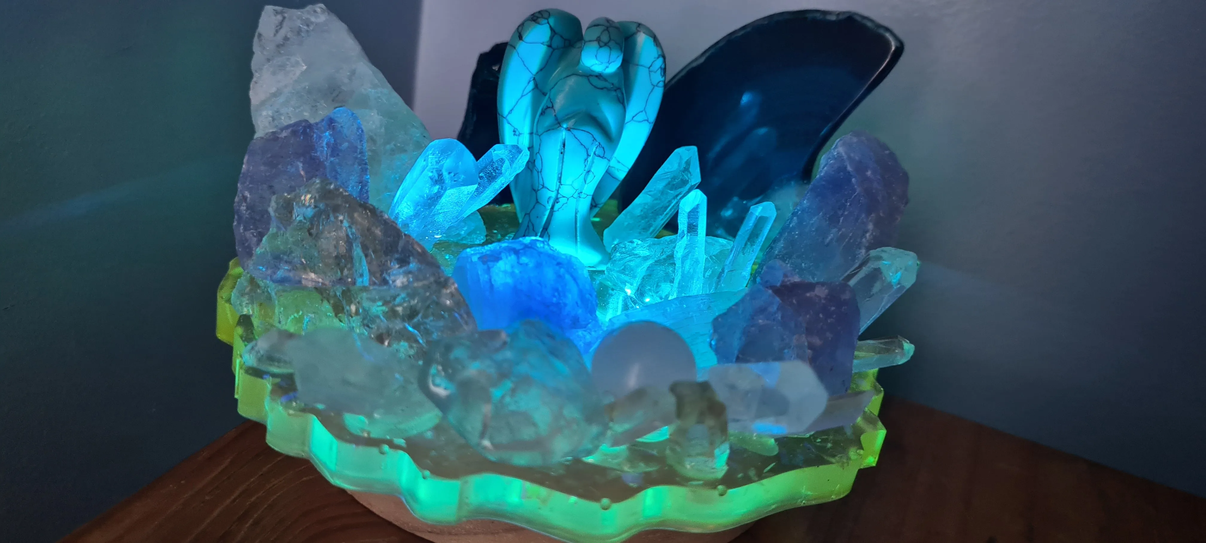 CRYSTAL WONDER
