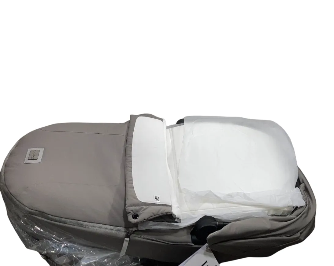 Cybex PRIAM Lux Carry Cot, Soho Grey
