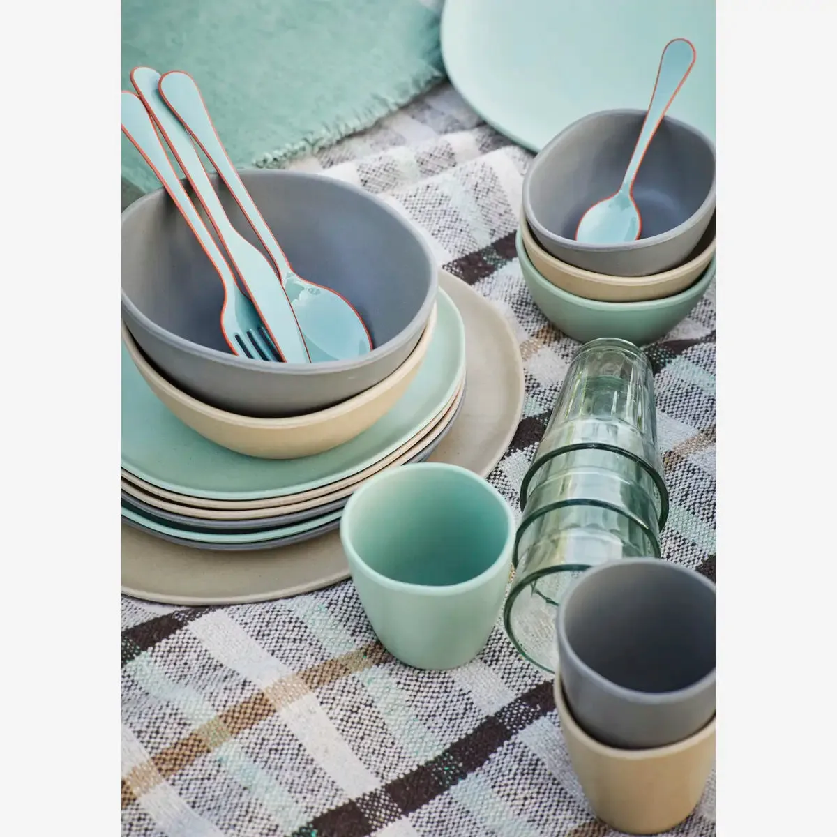 Eco Sustainable Melamine Bowl - Matt Basil Green