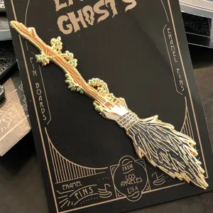 Enamel Pin - Witchy Broom - Lively Ghosts