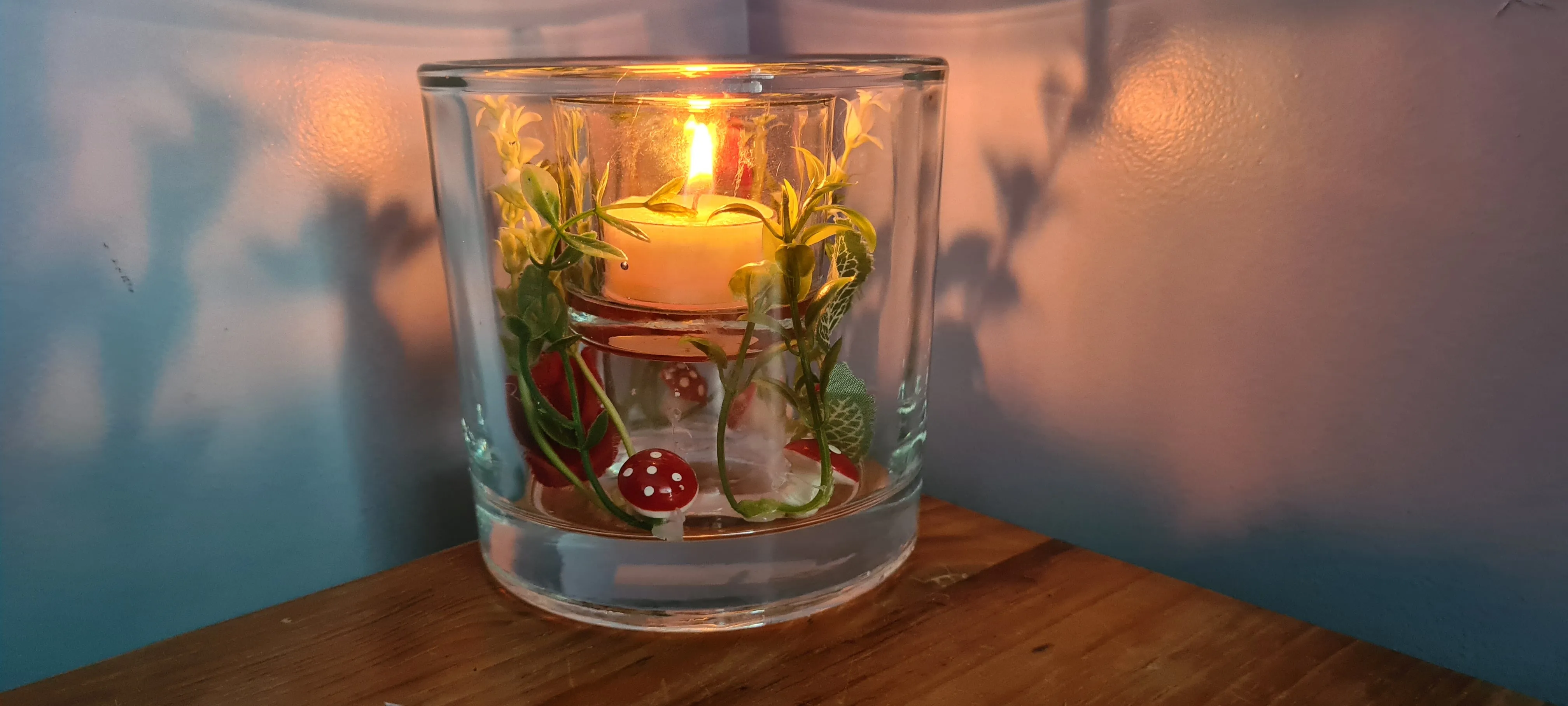 HANDMADE FLORAL CANDLE HOLDER