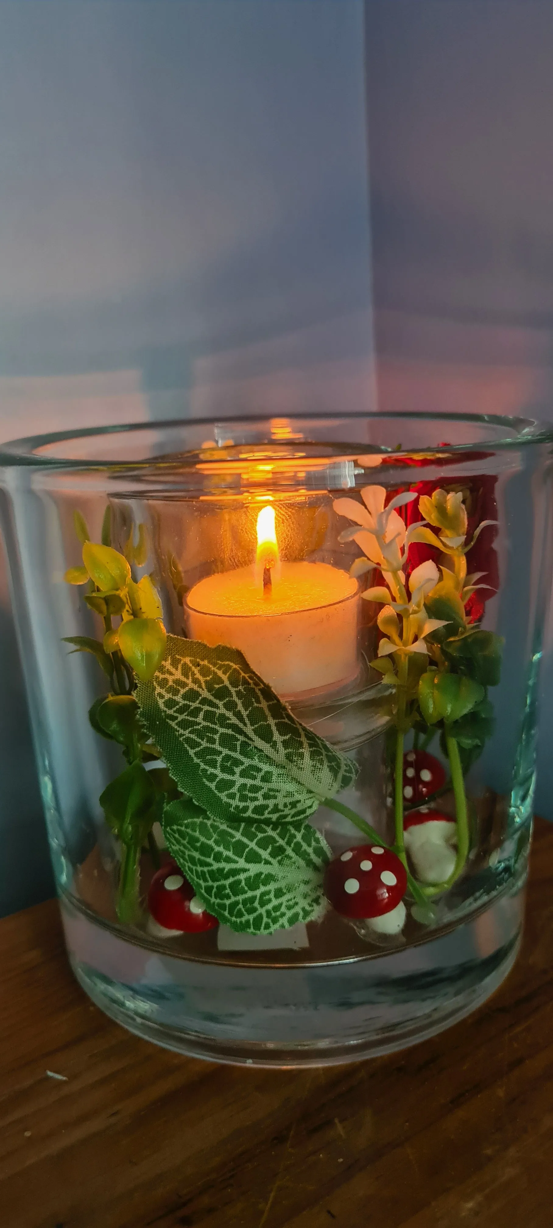 HANDMADE FLORAL CANDLE HOLDER