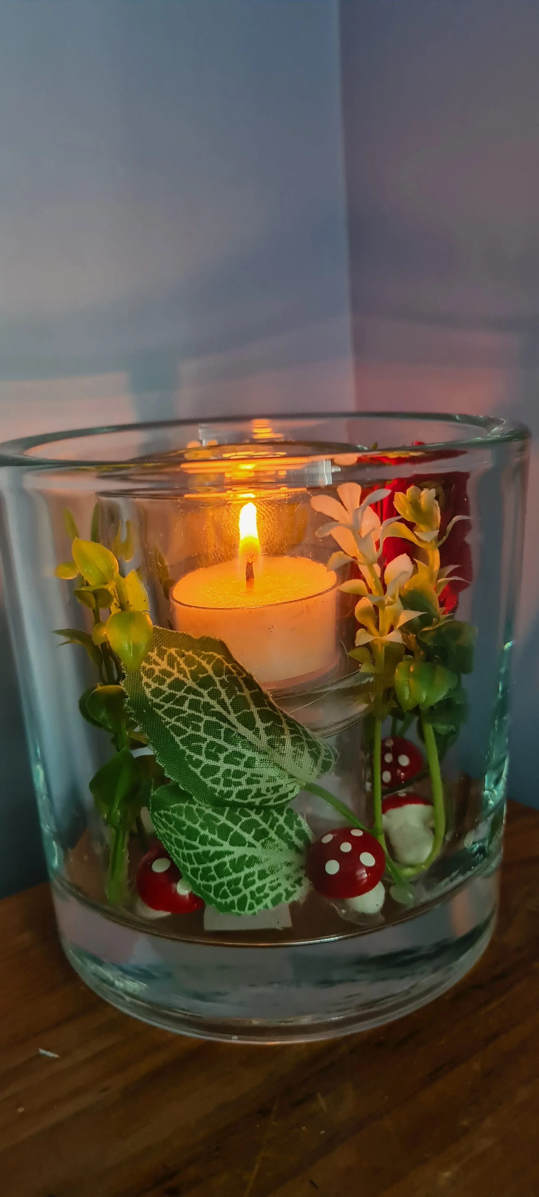 HANDMADE FLORAL CANDLE HOLDER