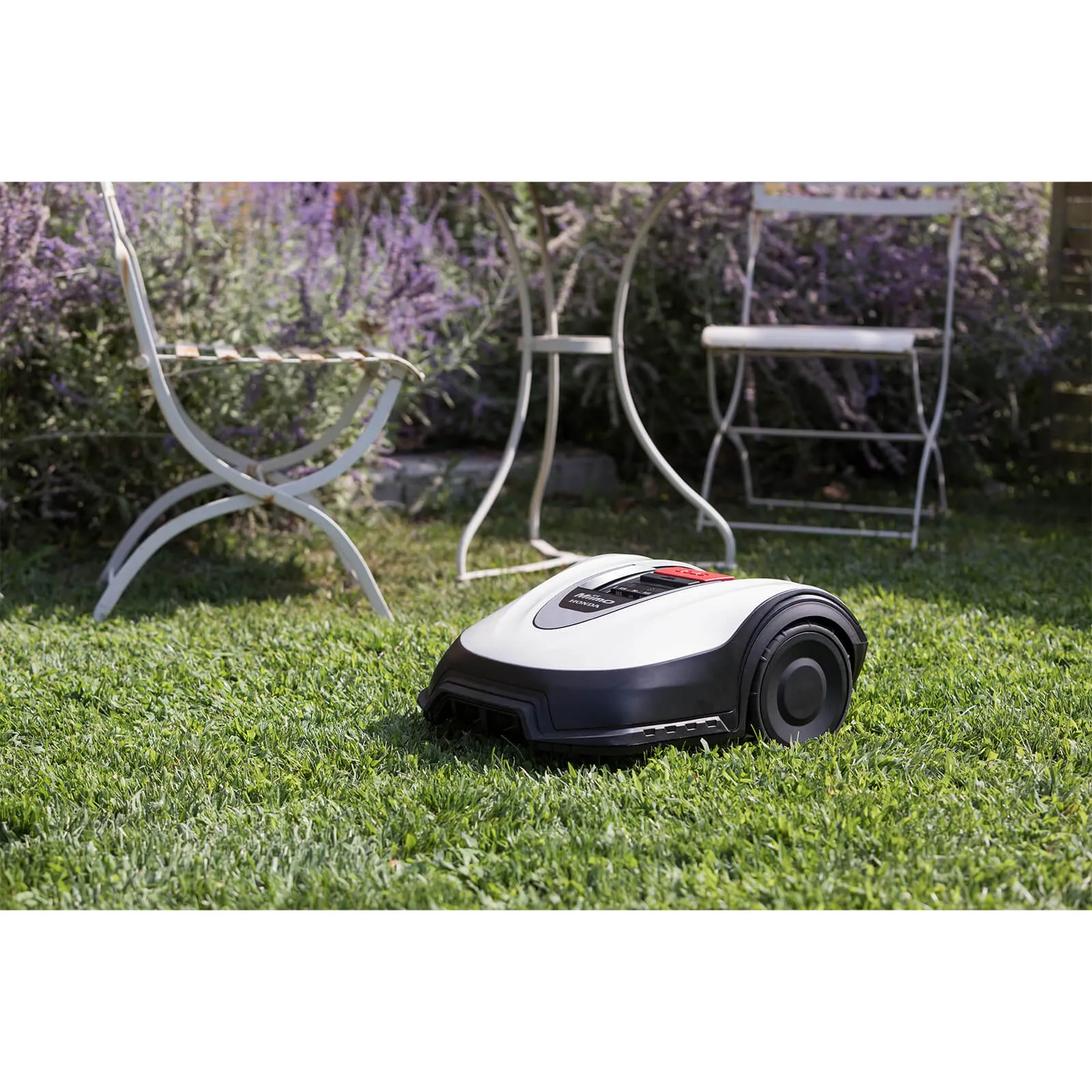 Honda Miimo 70 Live Robotic Lawn Mower with Wire and Pegs