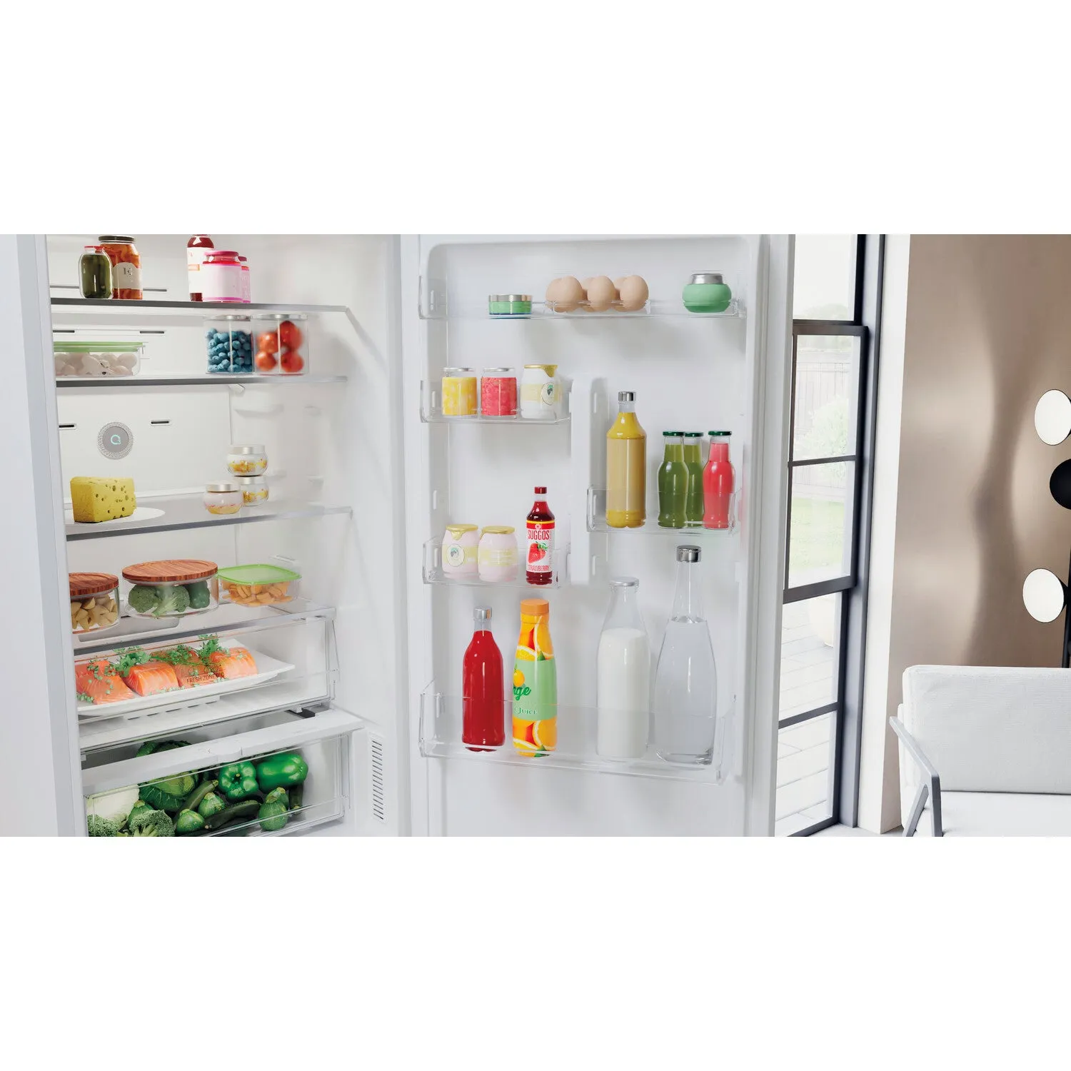 Hotpoint H7X 93T W Freestanding 367L Fridge Freezer - White, D Rated