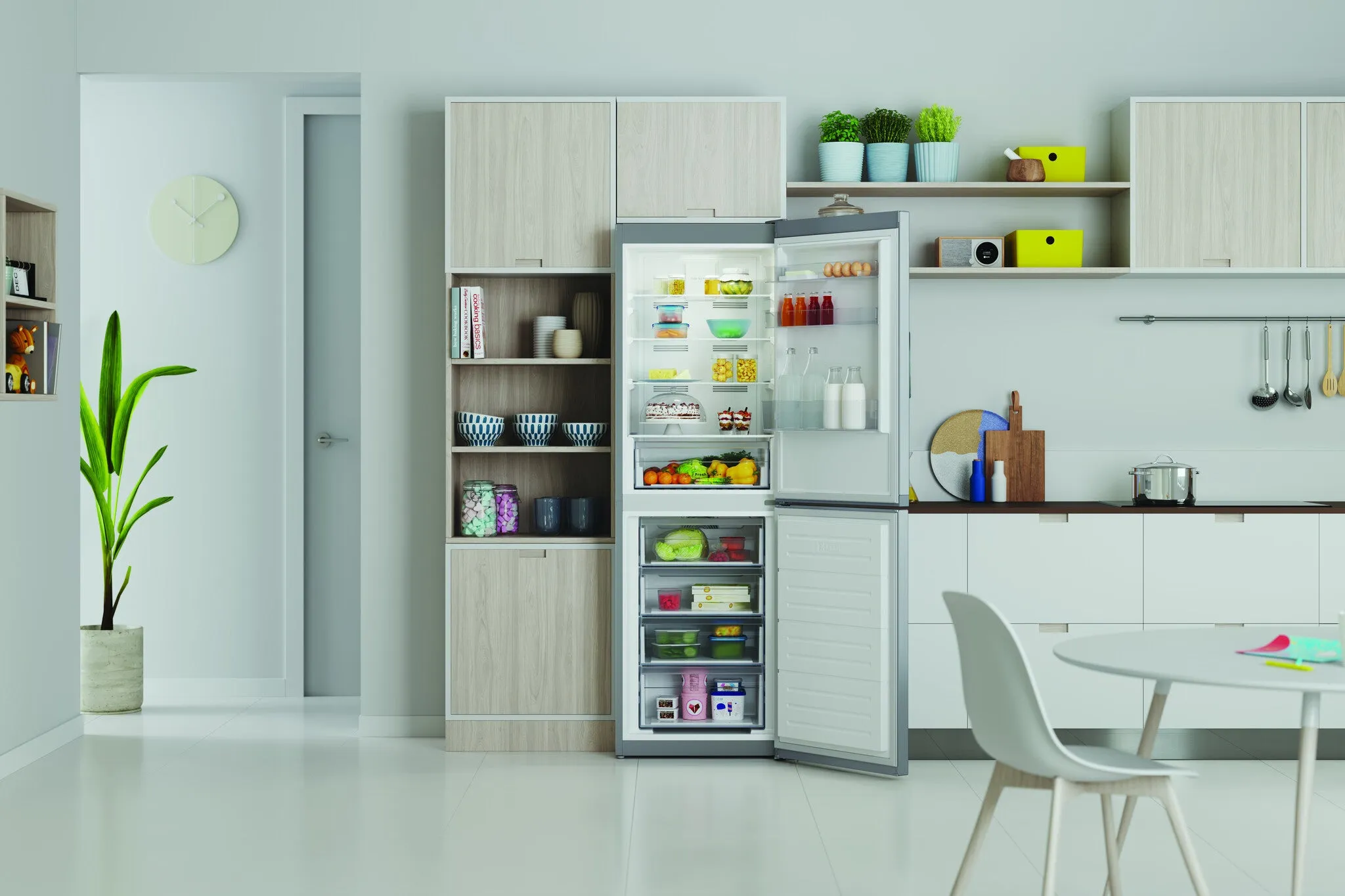 Indesit IBTNF 60182 S UK Freestanding 322L Fridge Freezer - Silver, A Rated