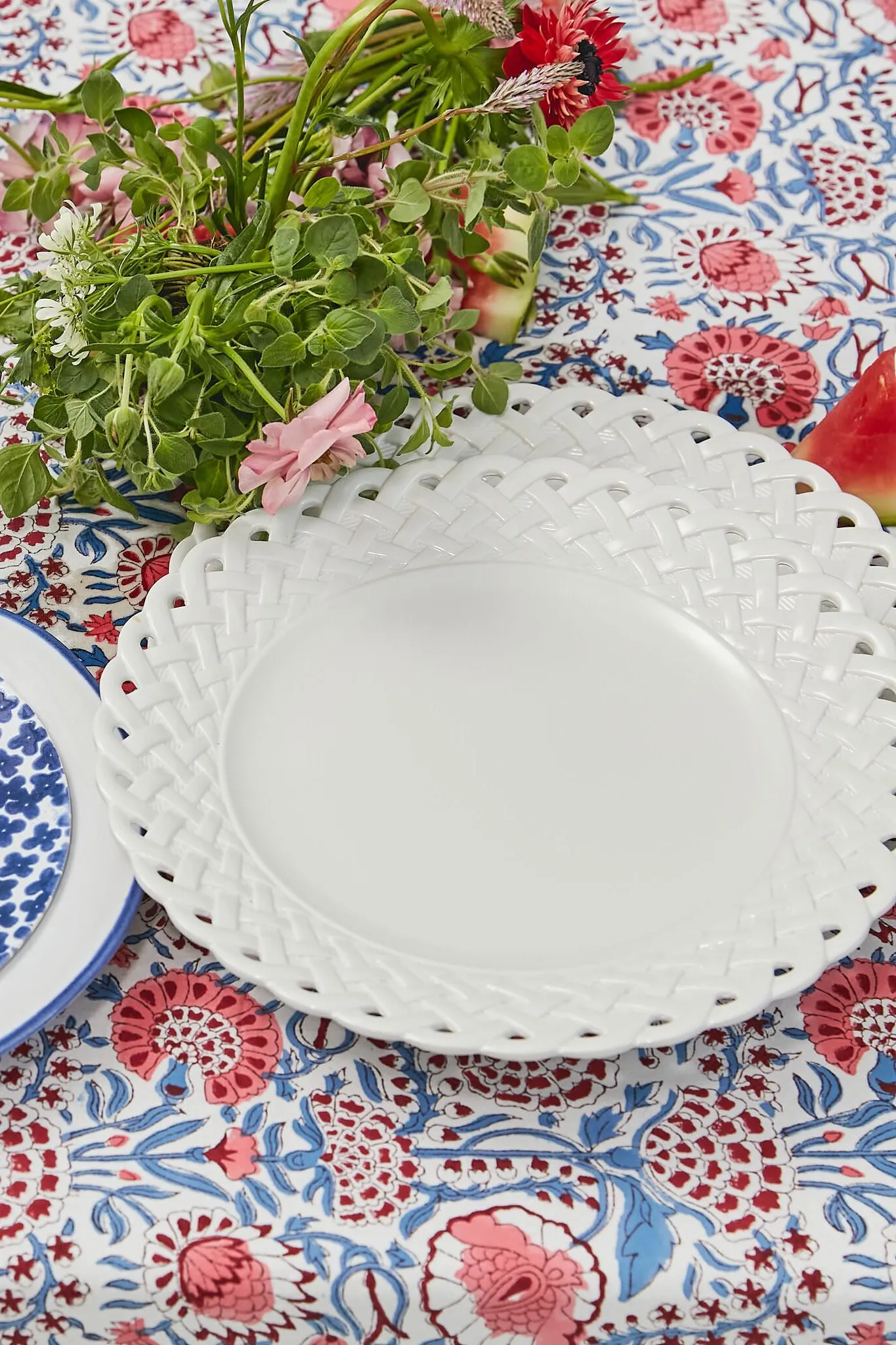 Lattice Set of 4 Dinner Plates