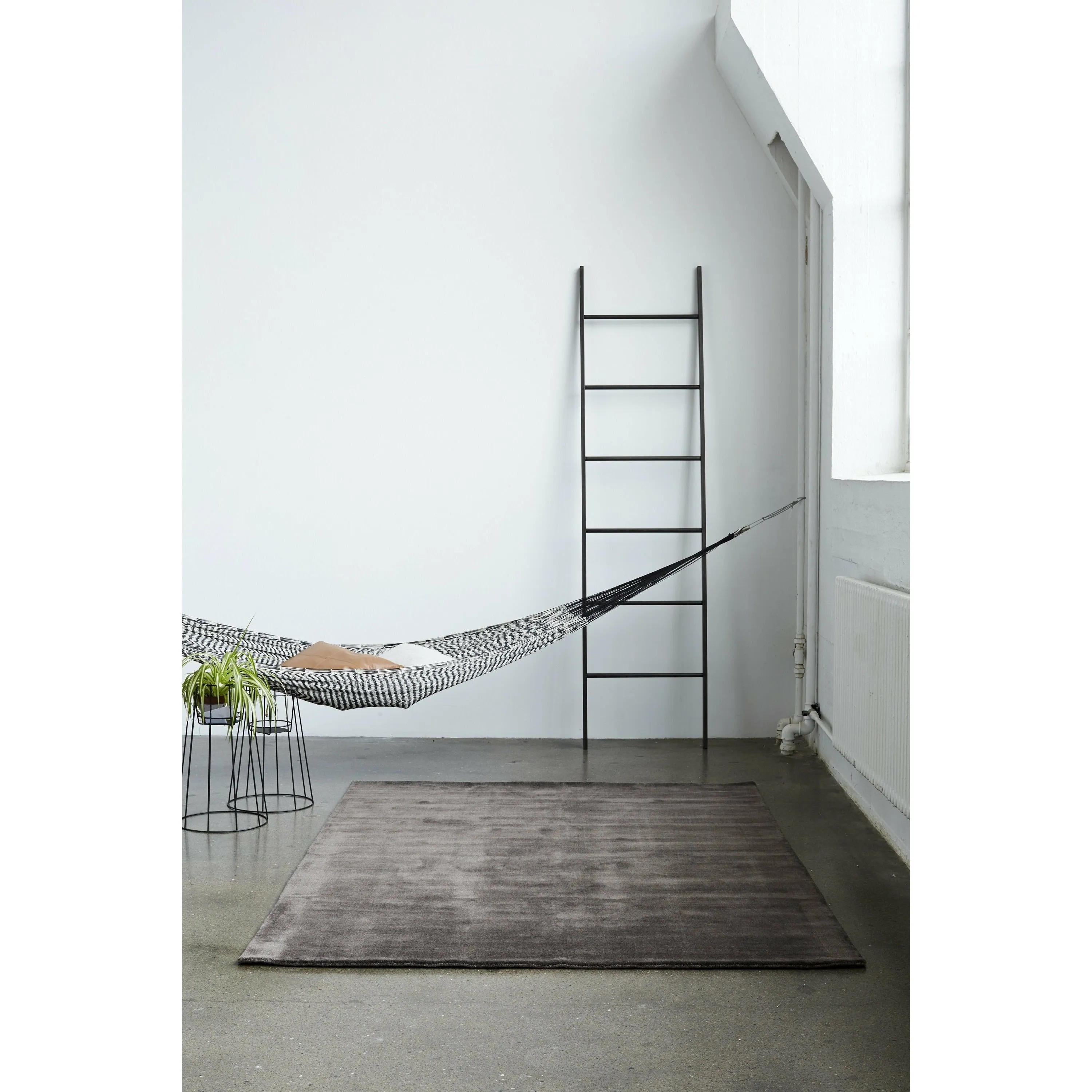 Massimo Earth Bamboo Rug Warm Grey, 300x400 Cm