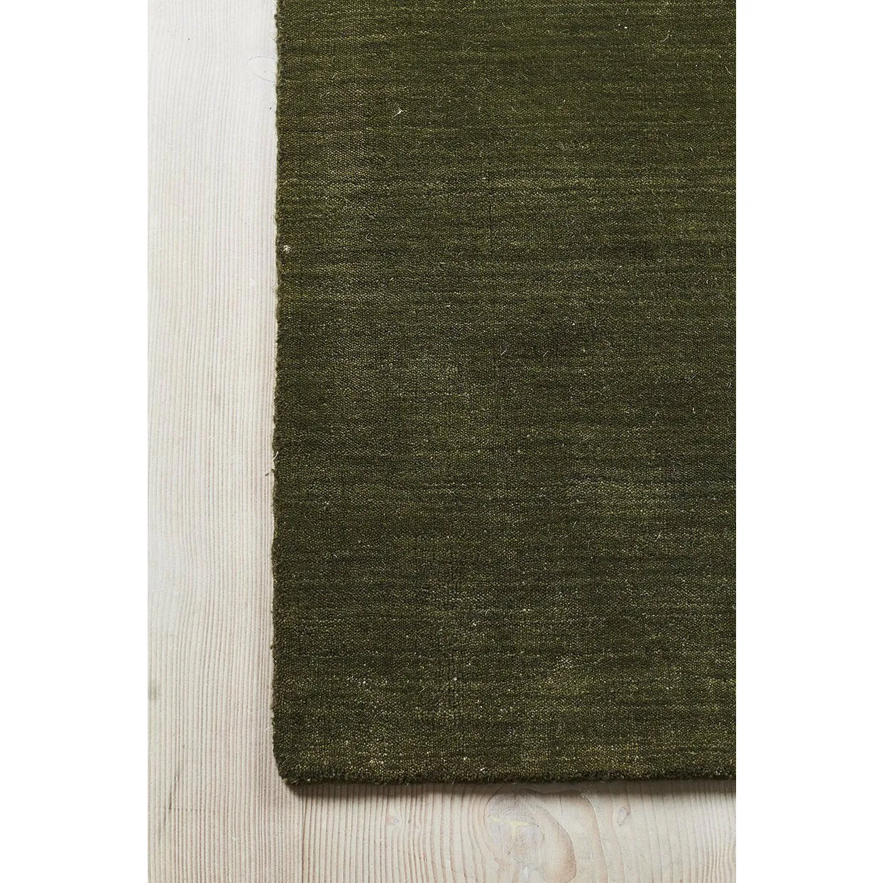 Massimo Earth Rug Moss Green, 140x200 Cm
