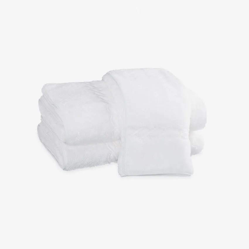 Matouk | Classic Chain Hand Towel