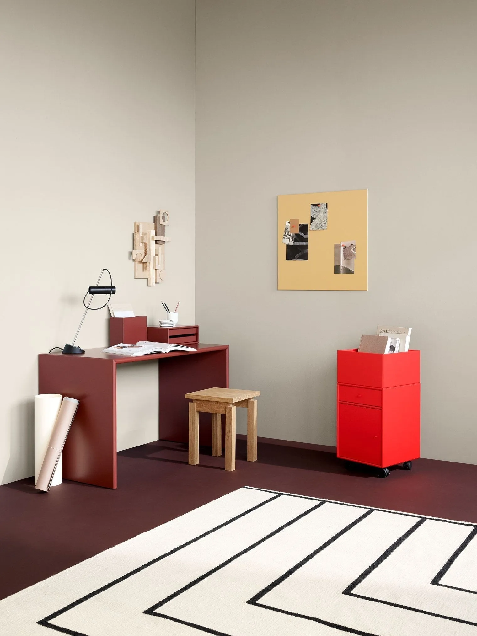 Montana Runner Office Unit On Castors, Fjord