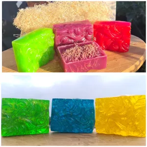 NEW ESSENTIAL OIL LOOFAH  ( Handpoured)