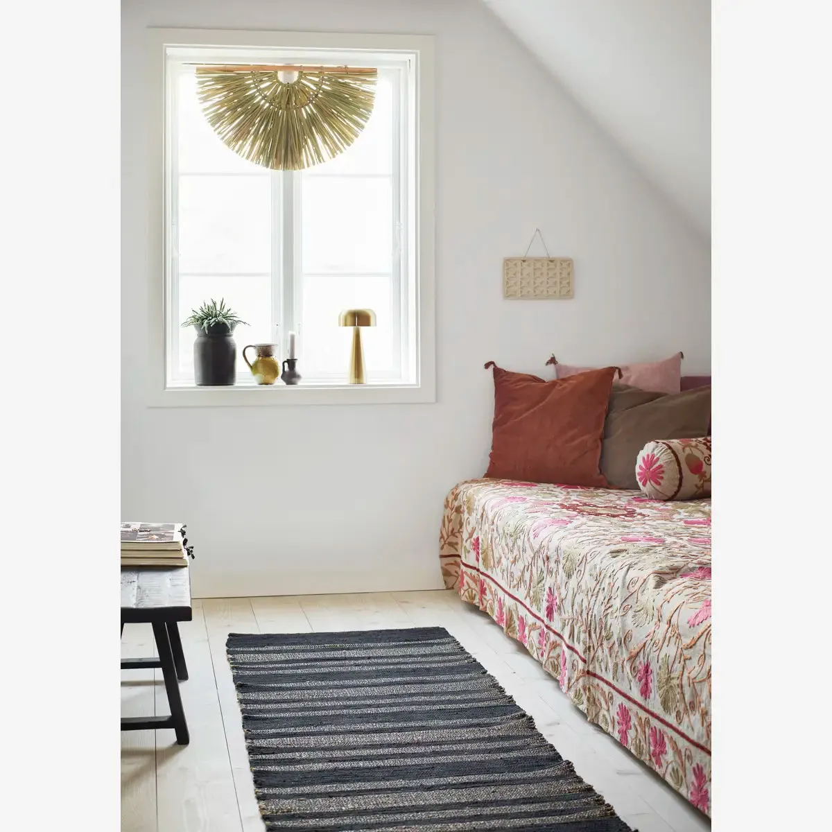 Recycled Wooden Bench - Black