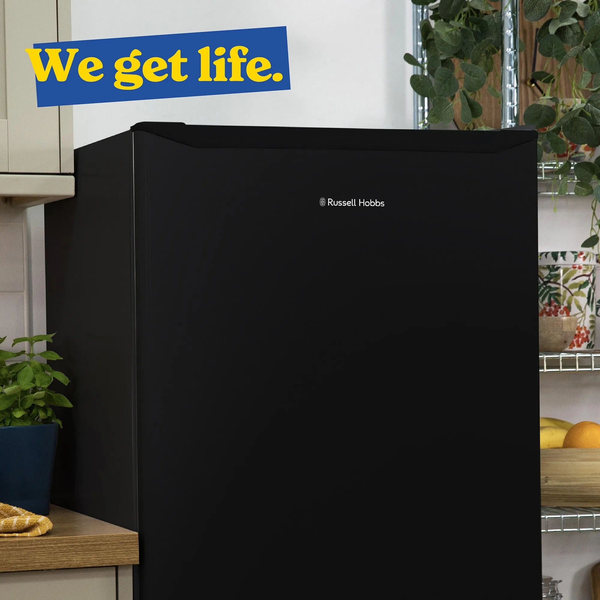 Russell Hobbs RH143LF552E1B fridge Freestanding 242 L E Black