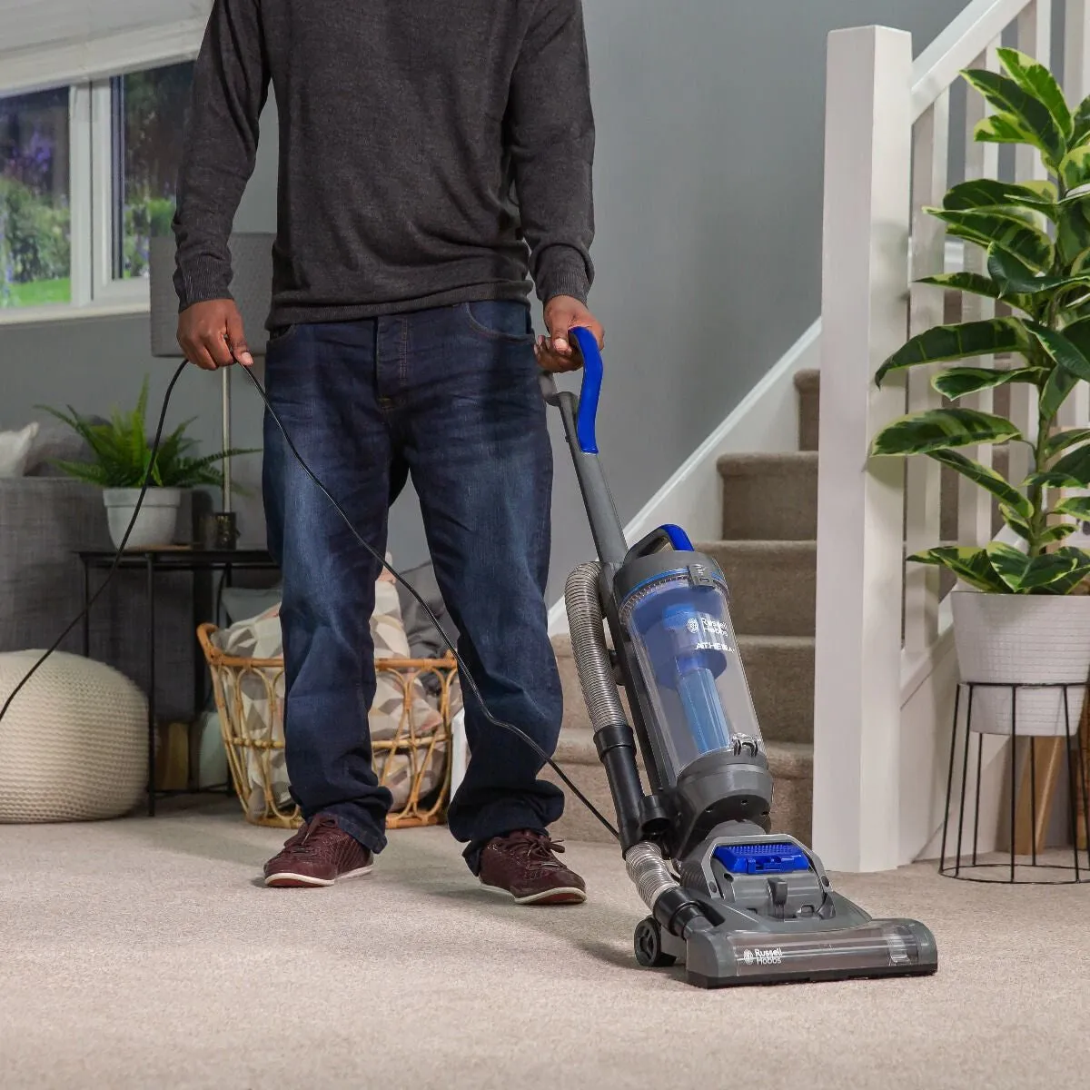 Russell Hobbs RHUV5101 ATHENA2 400W 2L Upright Vacuum