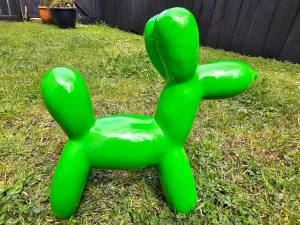 SALE🔥LIME BALLOON DOG