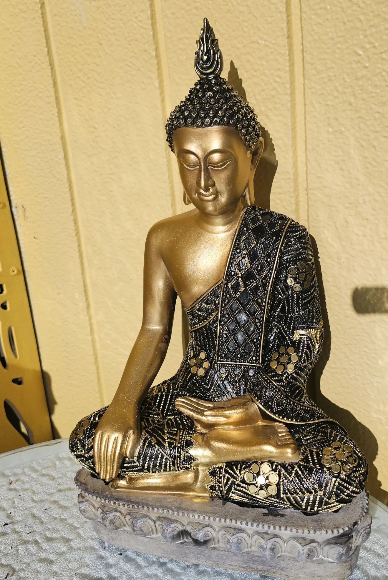 Sale💥UNIQUE HANDPAINTED LARGE SITTING BUDDHA STATUE