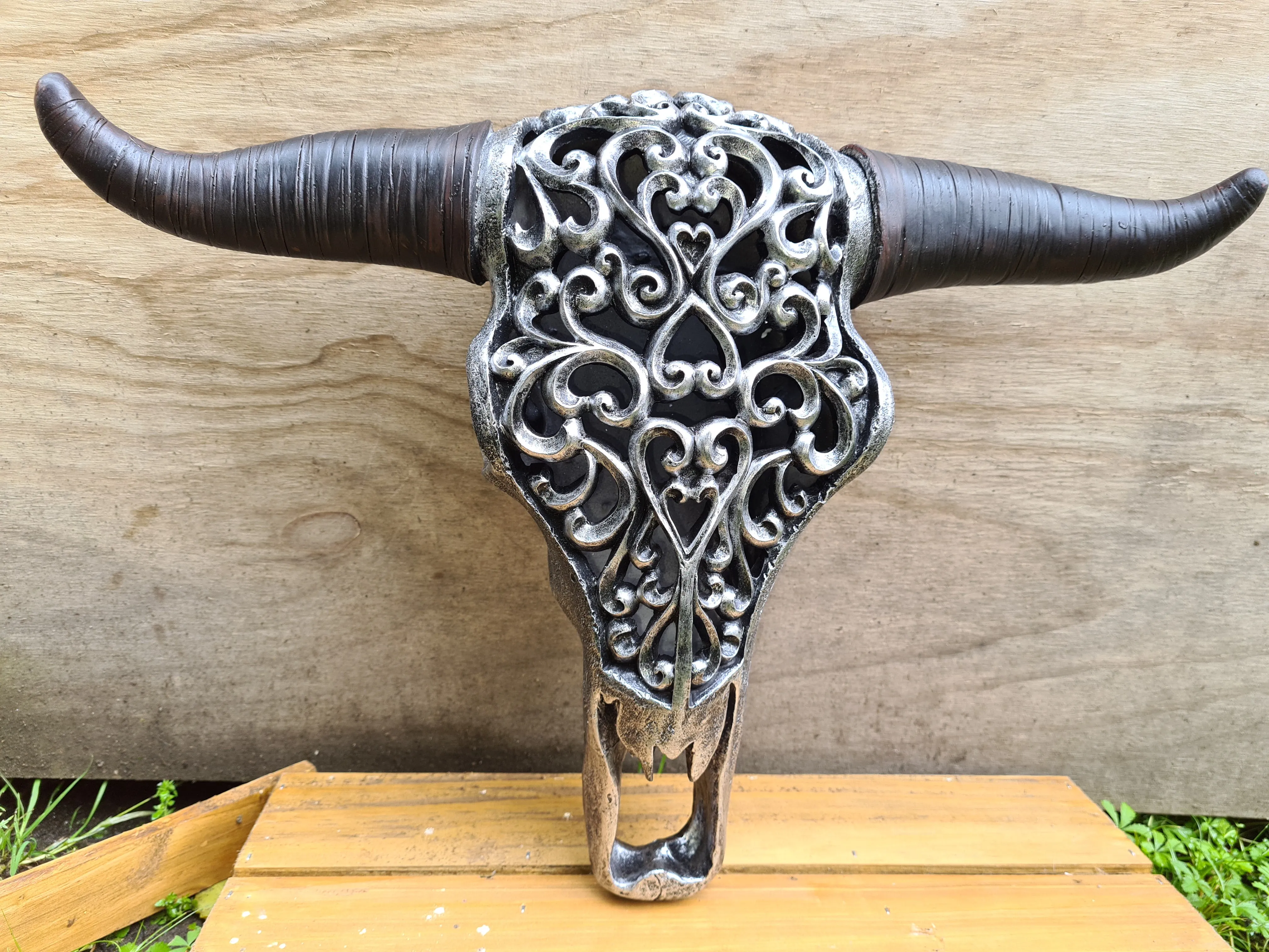 SILVER CARVED BULL HEAD