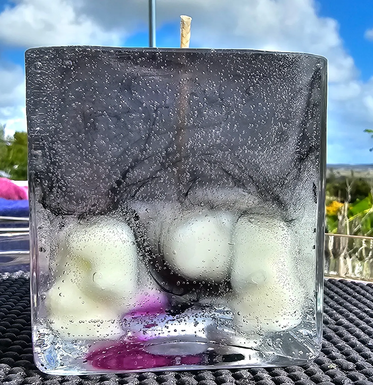 SPOOKY SKULL GEL CANDLE