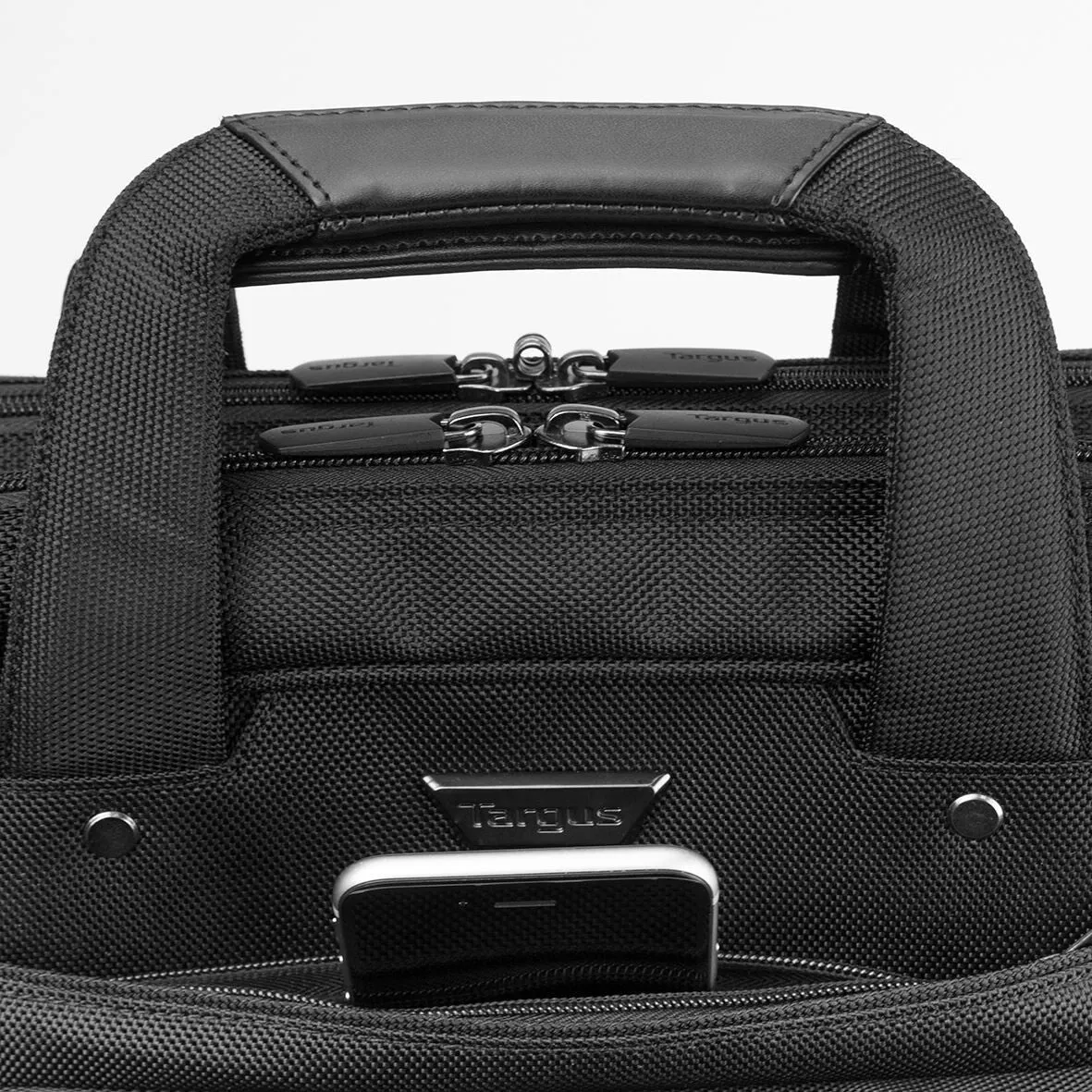 Targus Corporate Traveller 39.6 cm (15.6") Briefcase Black