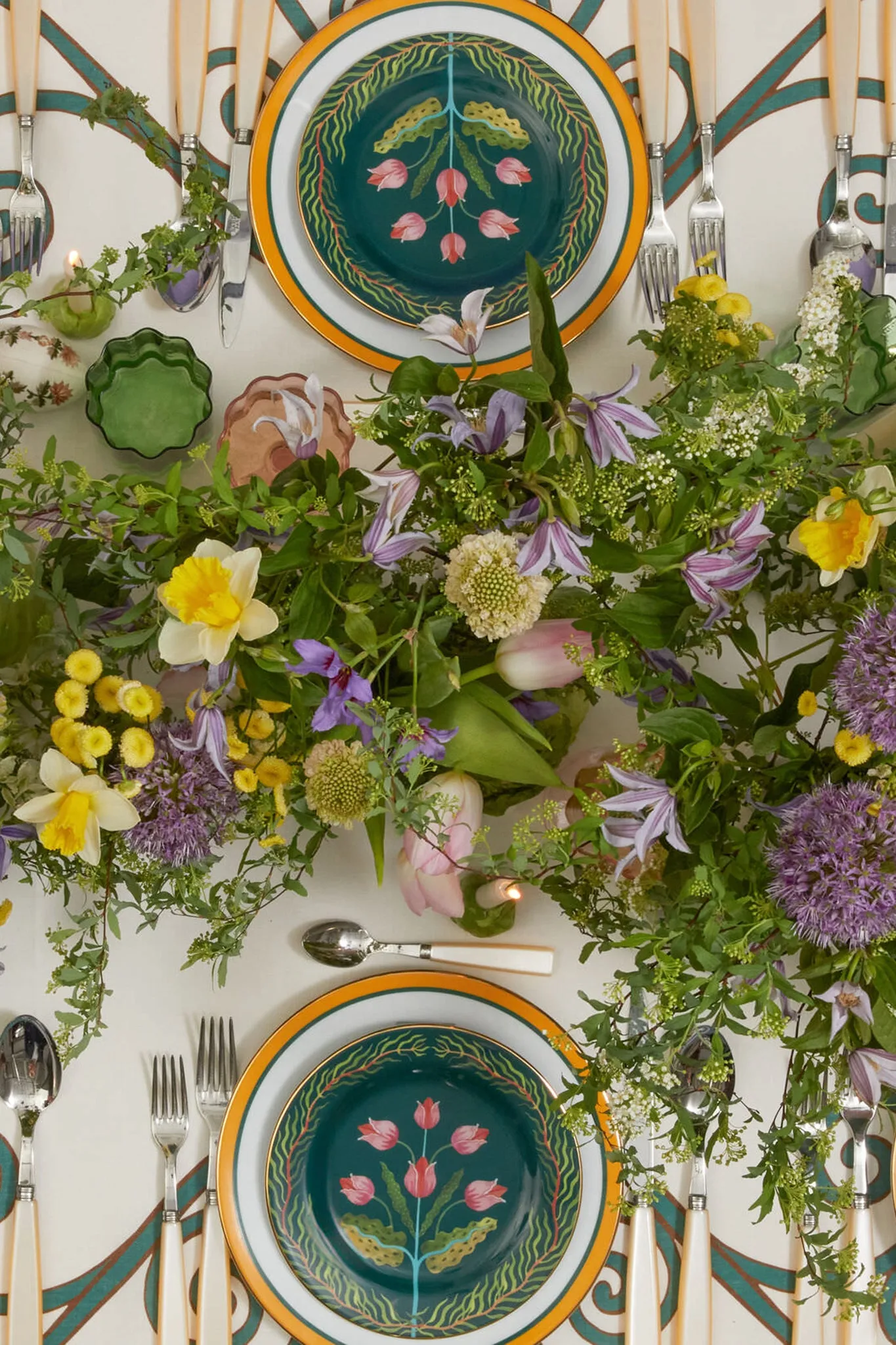 Tulip Dessert Plate Set of 2